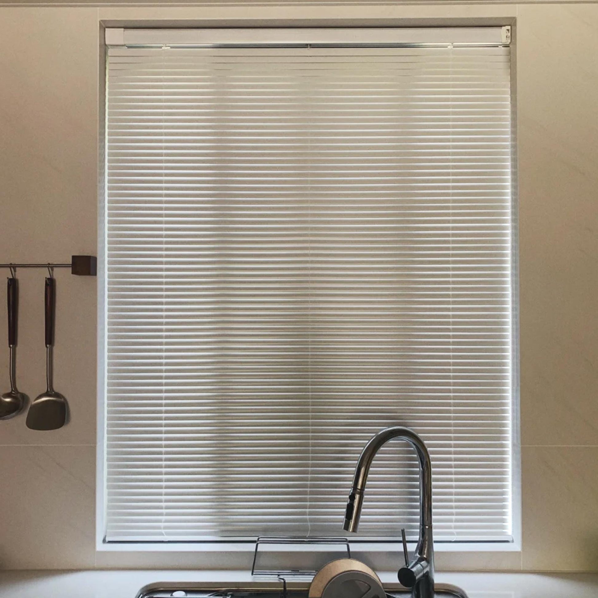 Custom No Punching Cellular Cordless Blinds for Windows and Doors - UDreamHome