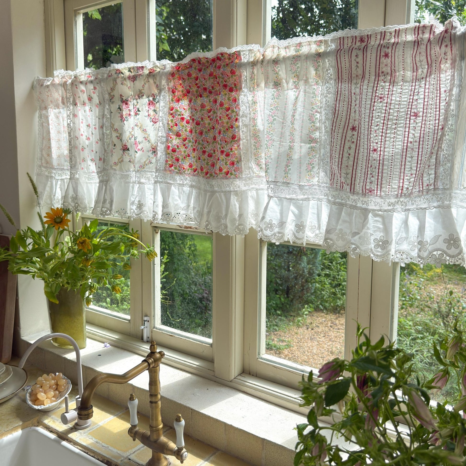 French Country Ruffled Cotton & Lace Valance - UDreamHome