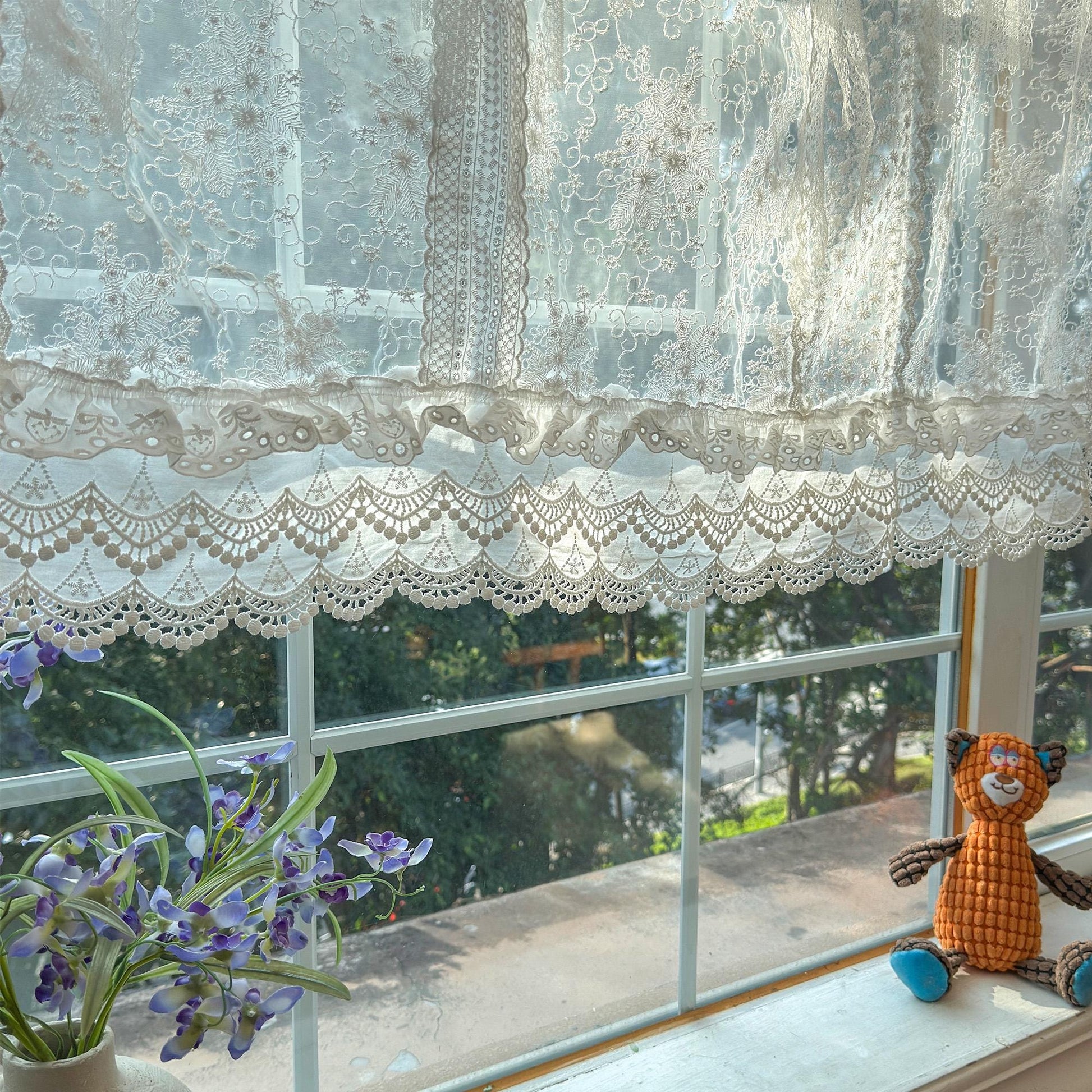 Mediterranean Beach Shabby Chic White Farmhouse Lace Curtain Valance, Backdrop Decor, Embroidery Floral Patchwork Curtain, H-25in (65cm)