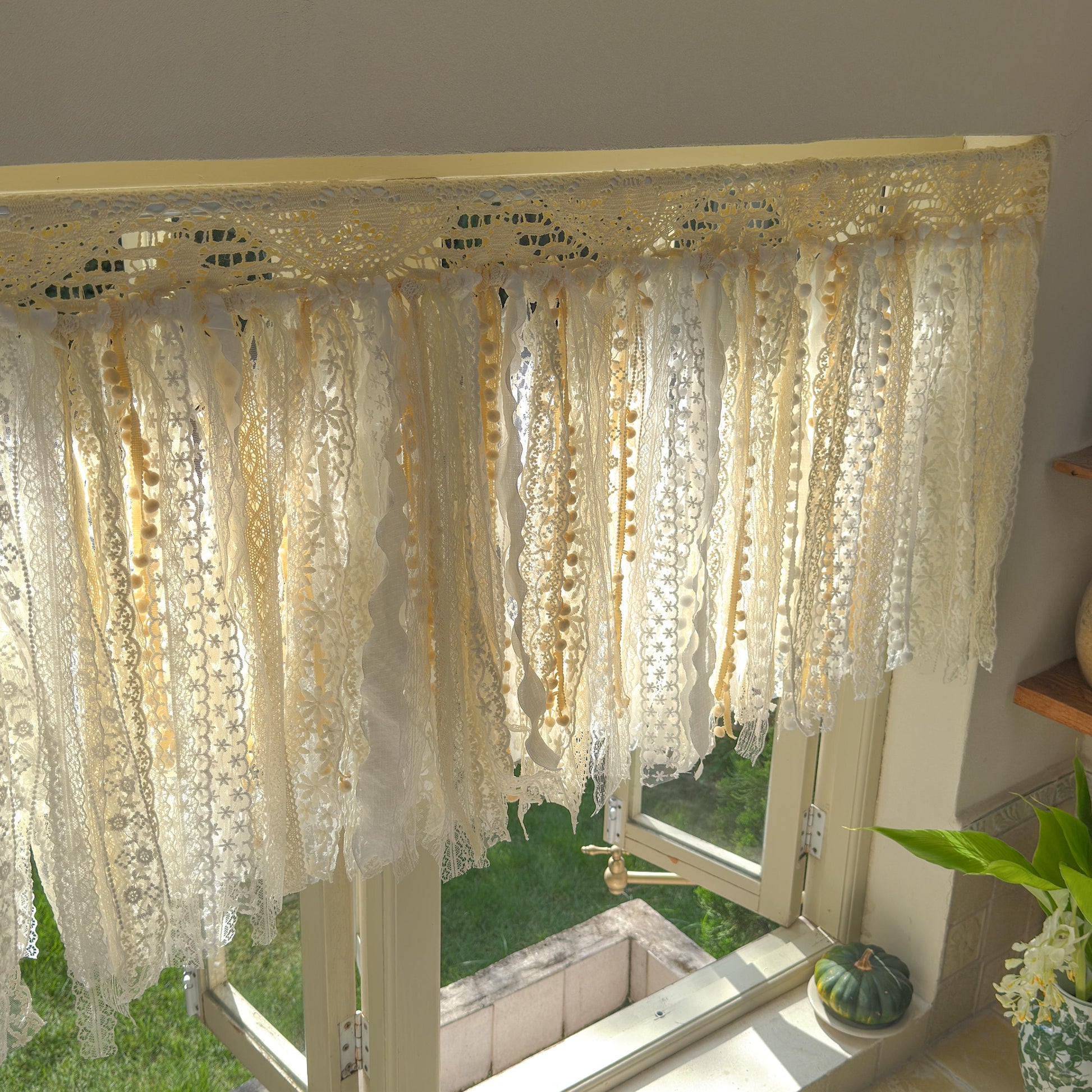 Rustic Shabby Chic Boho Curtains Valance, Beige White Crochet Lace Cafe Curtain, Cottagecore Farmhouse Kitchen Half Curtain, H-22inch (56cm)