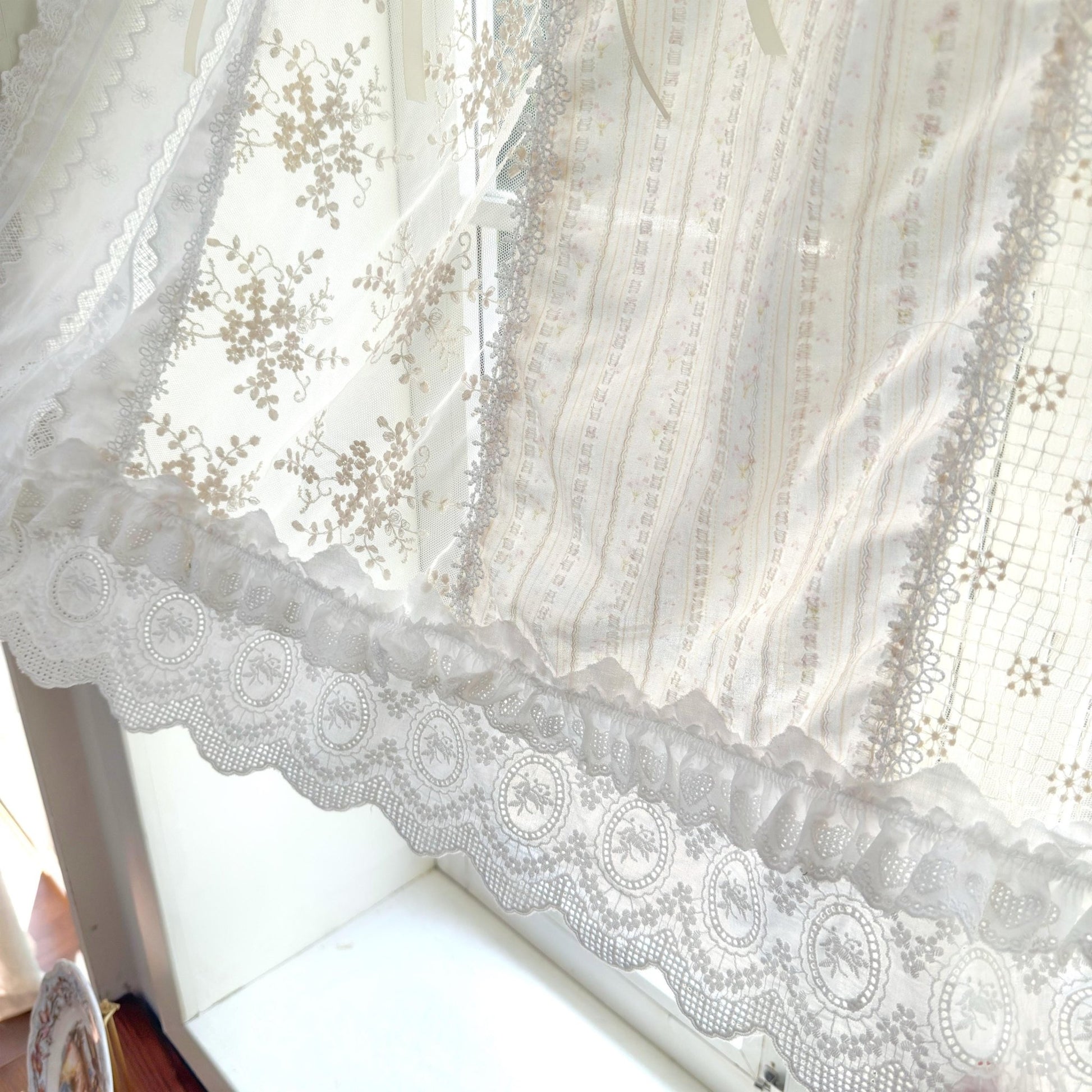 Romantic White Ivory Begie Patchwork Flowers Lace Curtain - UDreamHome