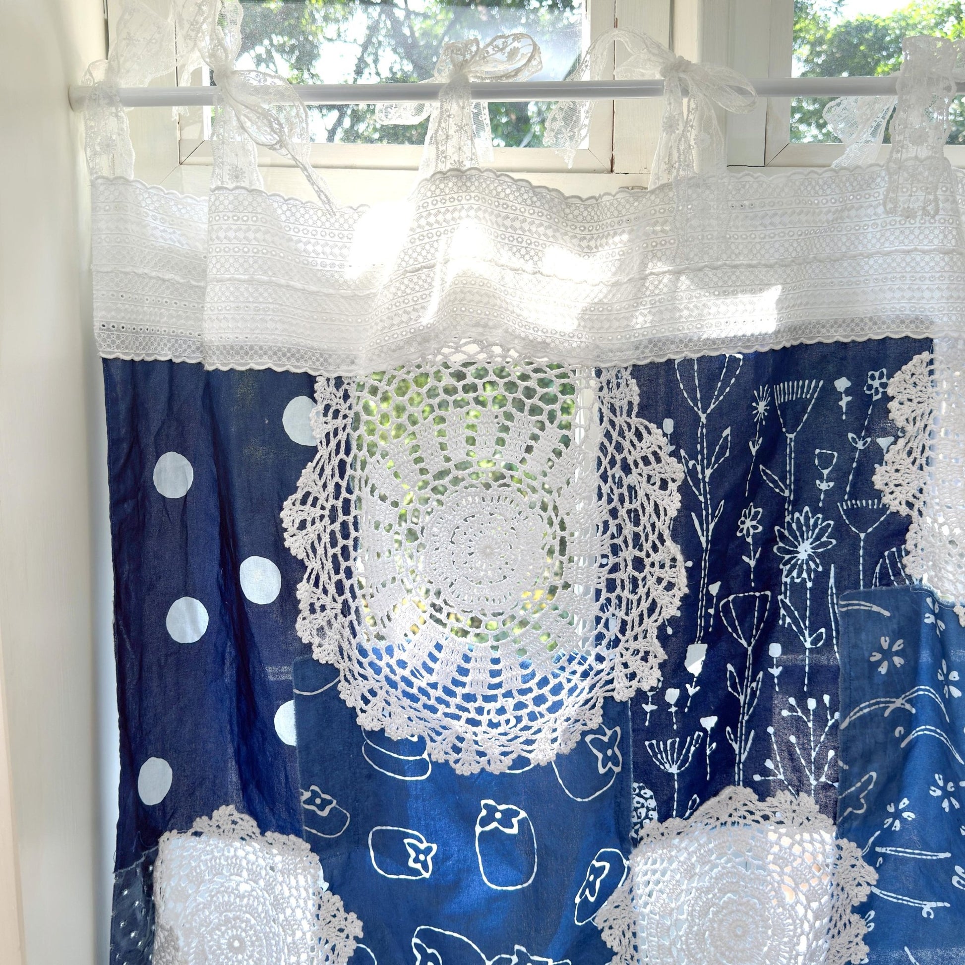 Shabby Chic Tie - dye Blue White Patchwork Lace Curtain - UDreamHome