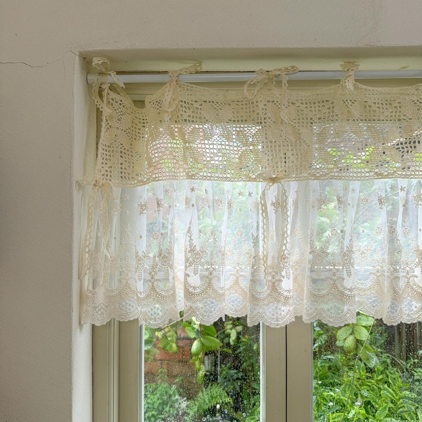 Victorian Cottage Style Ruffled Tulle Window Valance - UDreamHome