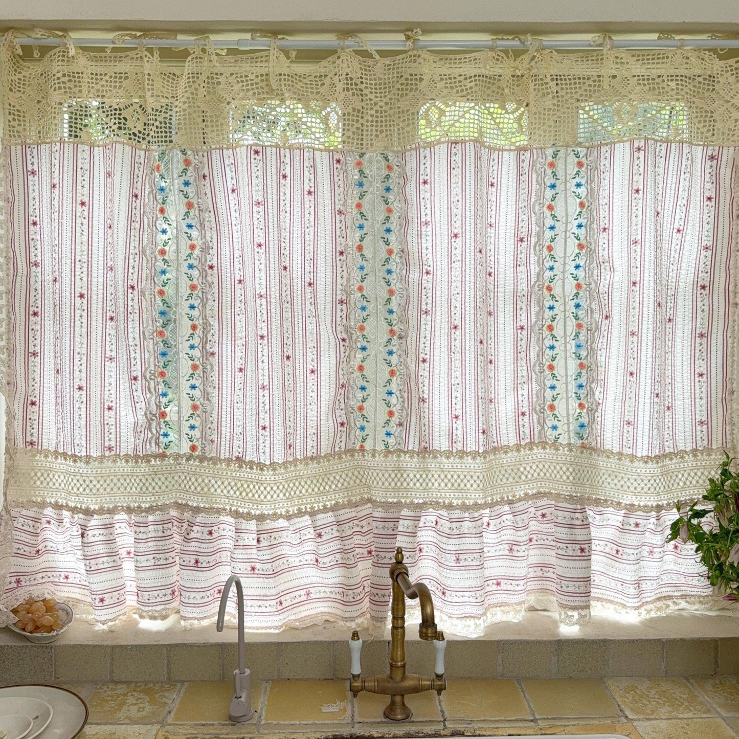Vintage Patchwork Embroidered Floral Lace Curtain - UDreamHome