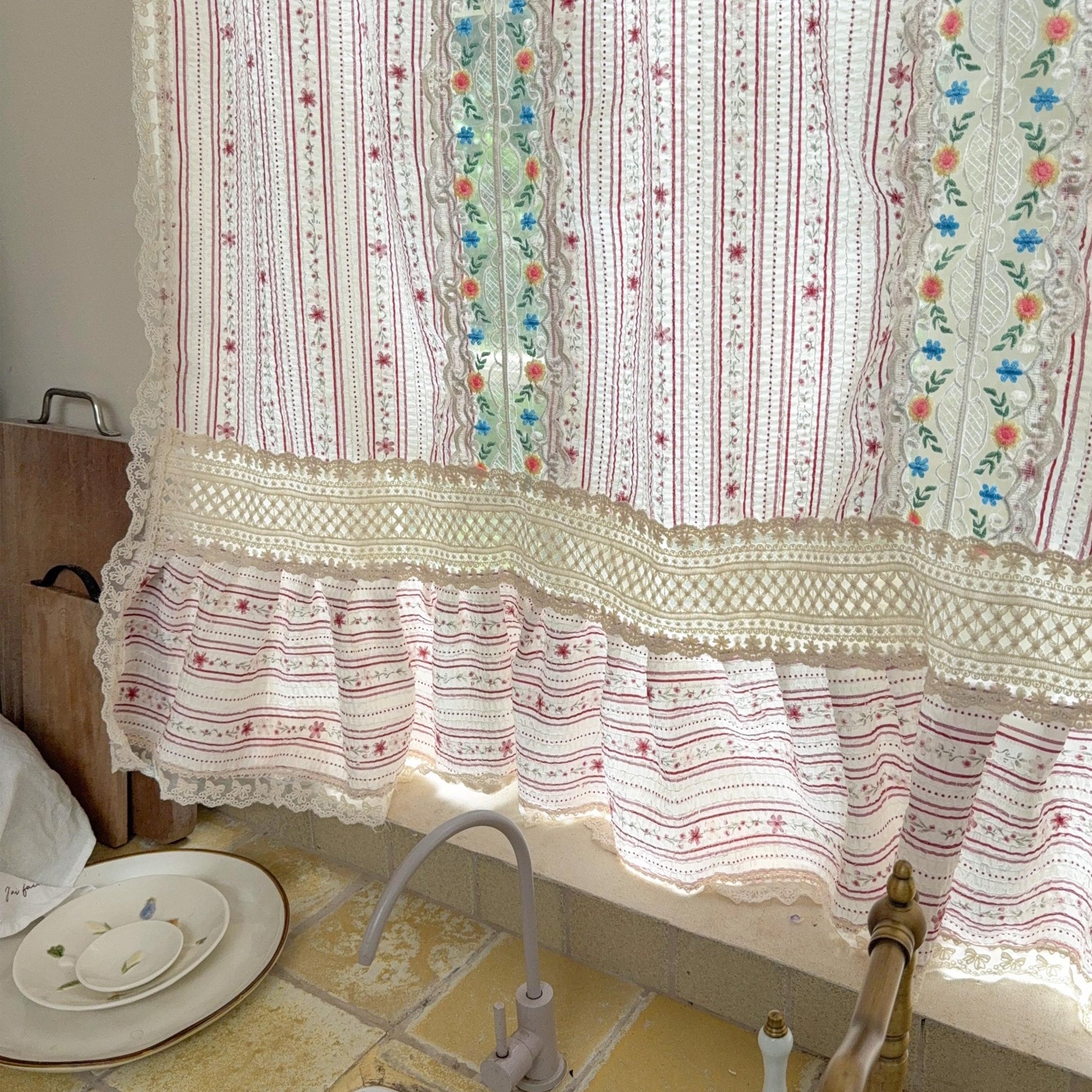 Vintage Patchwork Embroidered Floral Lace Curtain - UDreamHome